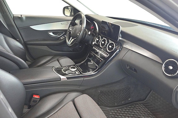 Mercedes-Benz C220 d 9 of 10