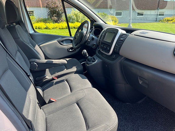 Renault Trafic 5 of 6