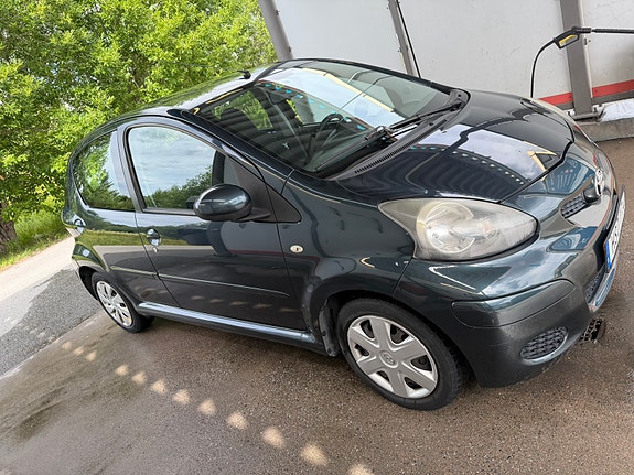 Toyota Aygo 3 of 10
