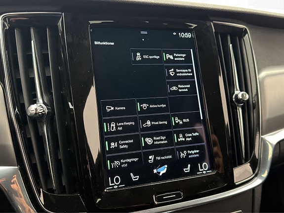 Volvo V90 24 of 30