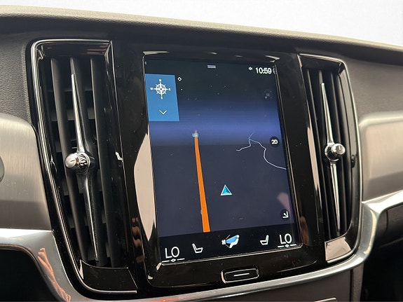 Volvo V90 16 of 30