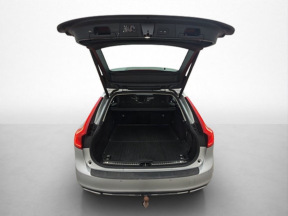 Volvo V90 9 of 30