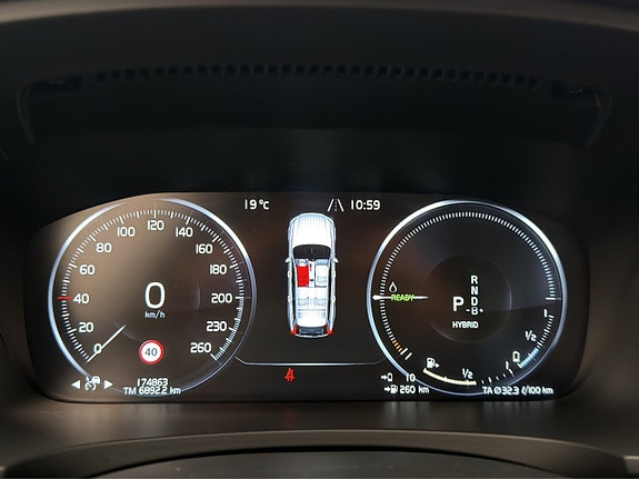Volvo V90 21 of 30