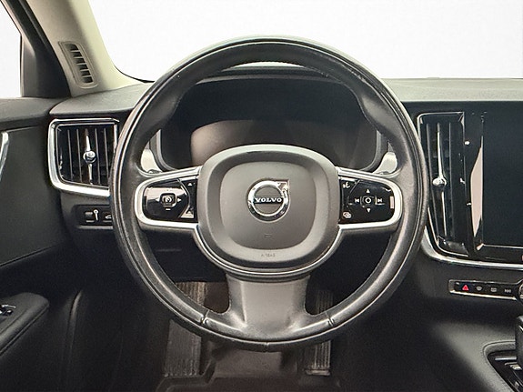 Volvo V90 11 of 30