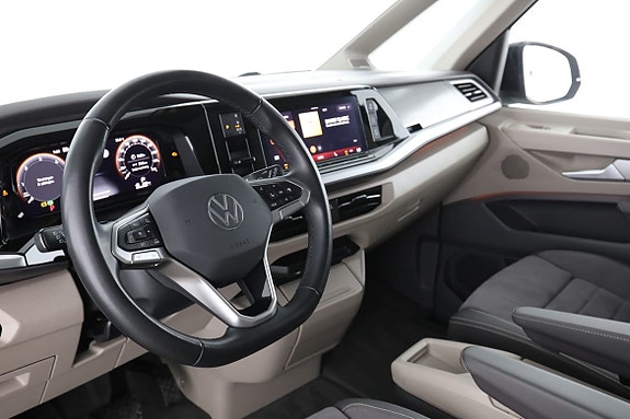 Volkswagen Multivan 12 of 18