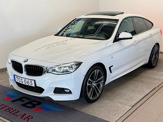 BMW 340i 2 of 5