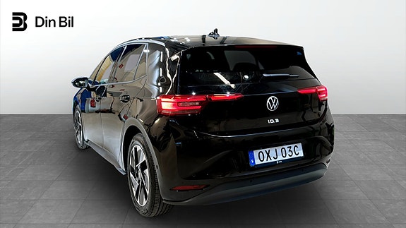 Volkswagen ID.3 3 of 5