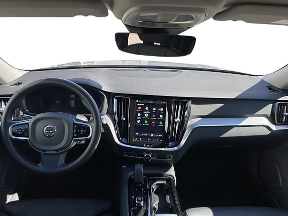 Volvo V60 8 of 11