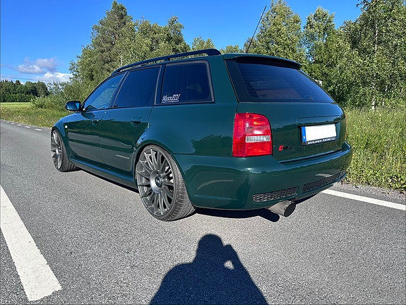 Audi RS4 5 of 5
