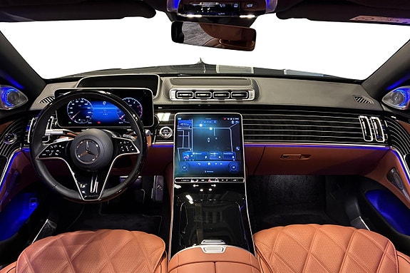 Mercedes-Benz Maybach S 680 10 of 26