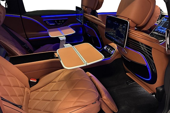 Mercedes-Benz Maybach S 680 24 of 26