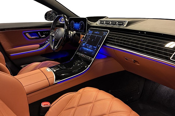 Mercedes-Benz Maybach S 680 11 of 26