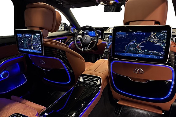 Mercedes-Benz Maybach S 680 21 of 26