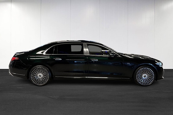 Mercedes-Benz Maybach S 680 8 of 26
