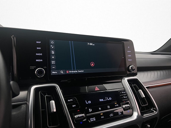 Kia Sorento 21 of 30