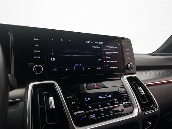 Kia Sorento 24 of 30