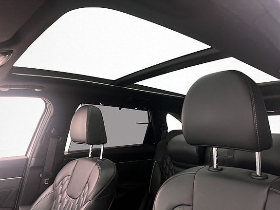 Kia Sorento 15 of 30