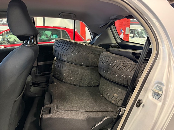 Toyota Yaris 20 of 21