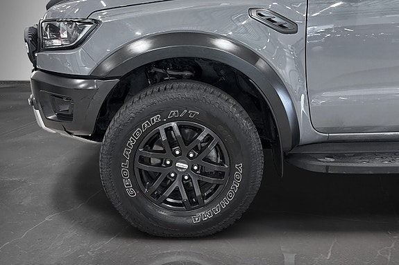 Ford Ranger Raptor 2 of 5