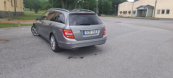 Mercedes-Benz C250 7 of 7