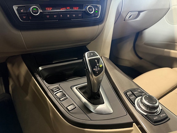 BMW 330d 13 of 21
