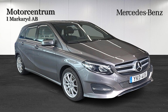 Mercedes-Benz B180 2 of 5