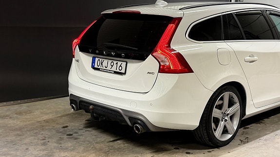 Volvo V60 14 of 30
