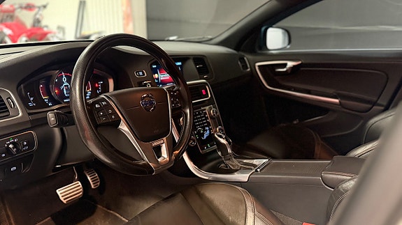 Volvo V60 18 of 30