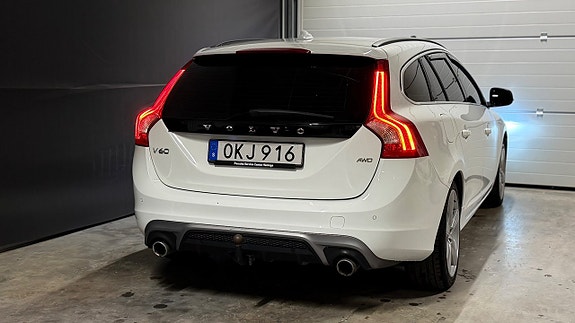 Volvo V60 10 of 30