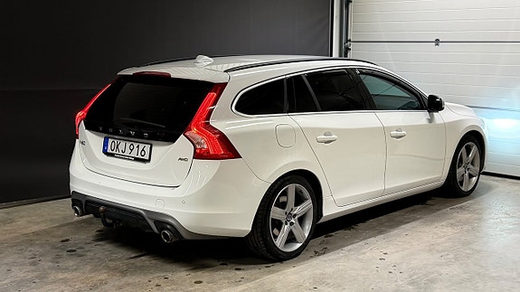 Volvo V60 13 of 30