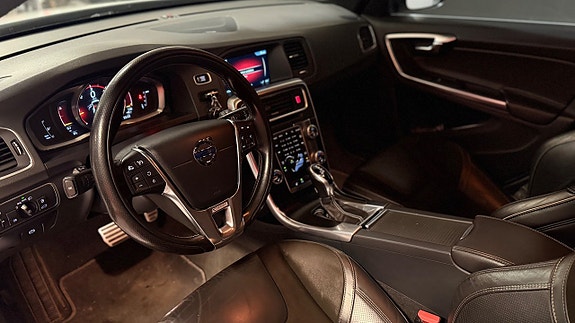 Volvo V60 19 of 30