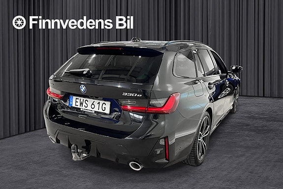 BMW 330e 3 of 5