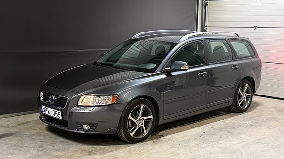 Volvo V50 6 of 17