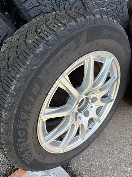 Mercedes-Benz C220 8 of 9