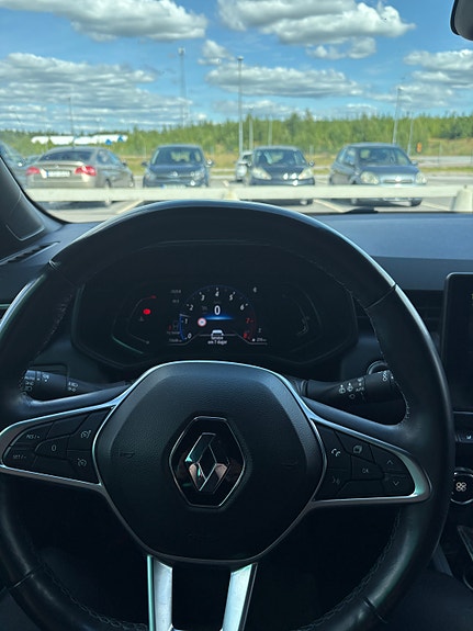 Renault Clio 14 of 14