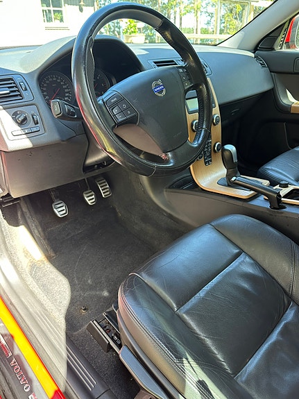 Volvo V50 3 of 4