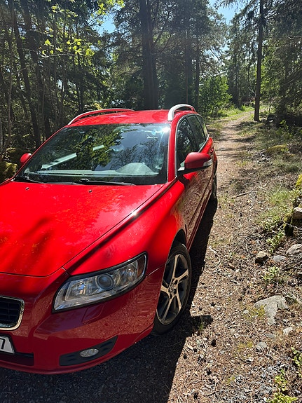 Volvo V50 2 of 4