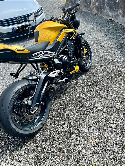Triumph STREET TRIPLE RS 3 of 3