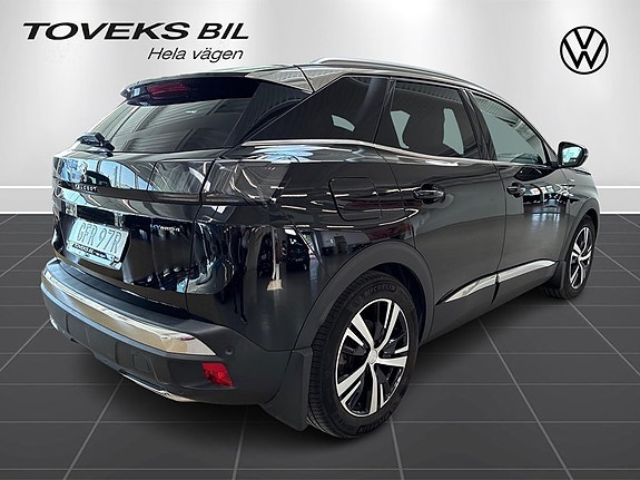Peugeot 3008 3 of 5
