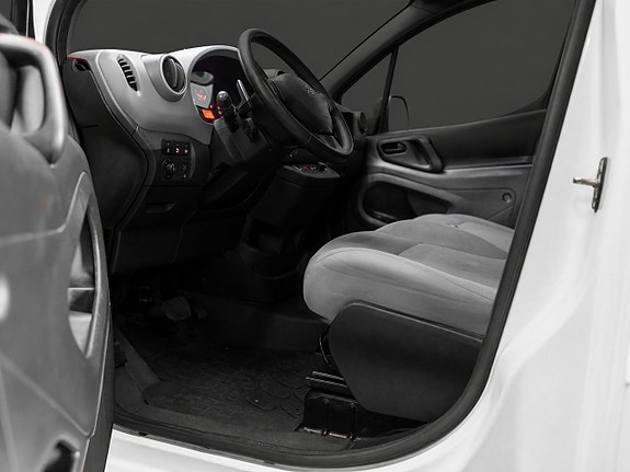 Peugeot Partner 7 of 16