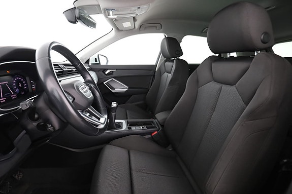 Audi Q3 11 of 30