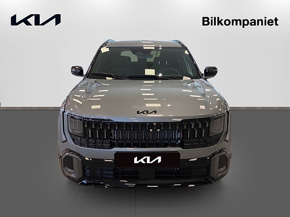 Kia Seltos 2 of 5
