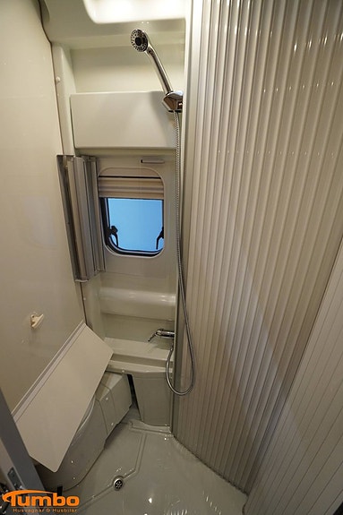 Malibu Van 640 LE comfort GT skyview - Stor kyl, Dieselpanna, 4000kg 11 of 21