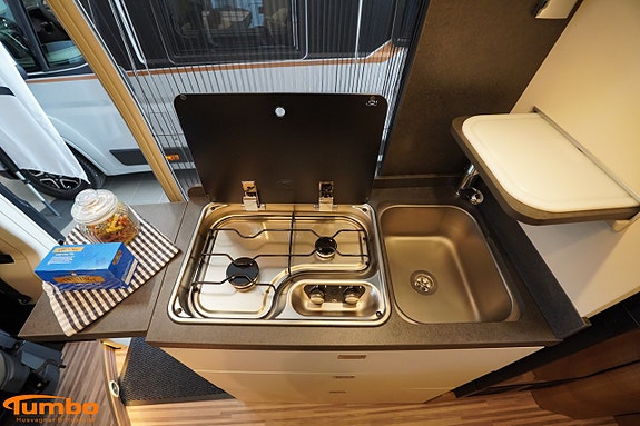 Malibu Van 640 LE comfort GT skyview - Stor kyl, Dieselpanna, 4000kg 7 of 21