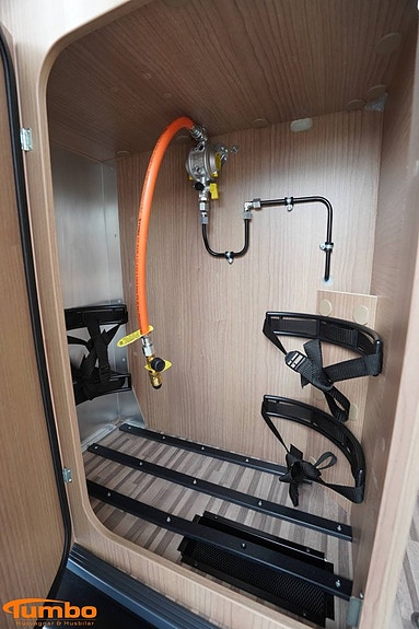 Malibu Van 640 LE comfort GT skyview - Stor kyl, Dieselpanna, 4000kg 18 of 21