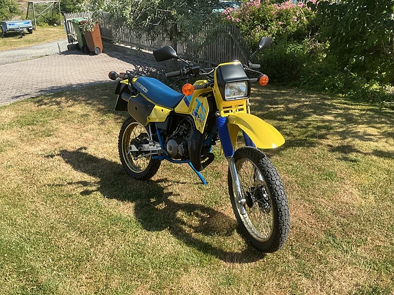 Suzuki TS125X(G) 2 of 7