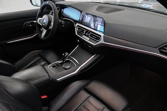 BMW 320d 13 of 18