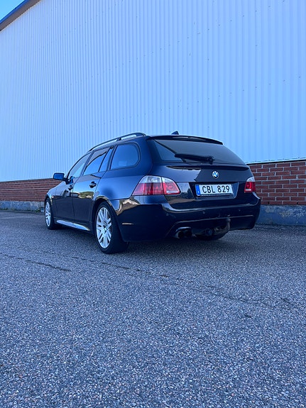 BMW 530d 3 of 6