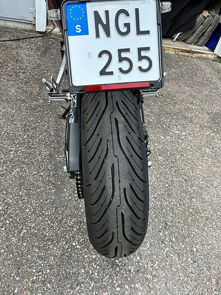 Honda CB650F 5 of 6