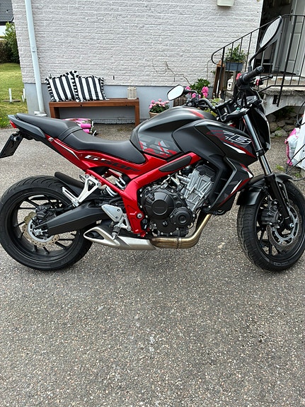Honda CB650F 2 of 6